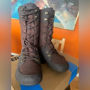 Xero Shoe’s Mika Boot - Women’s Size 10